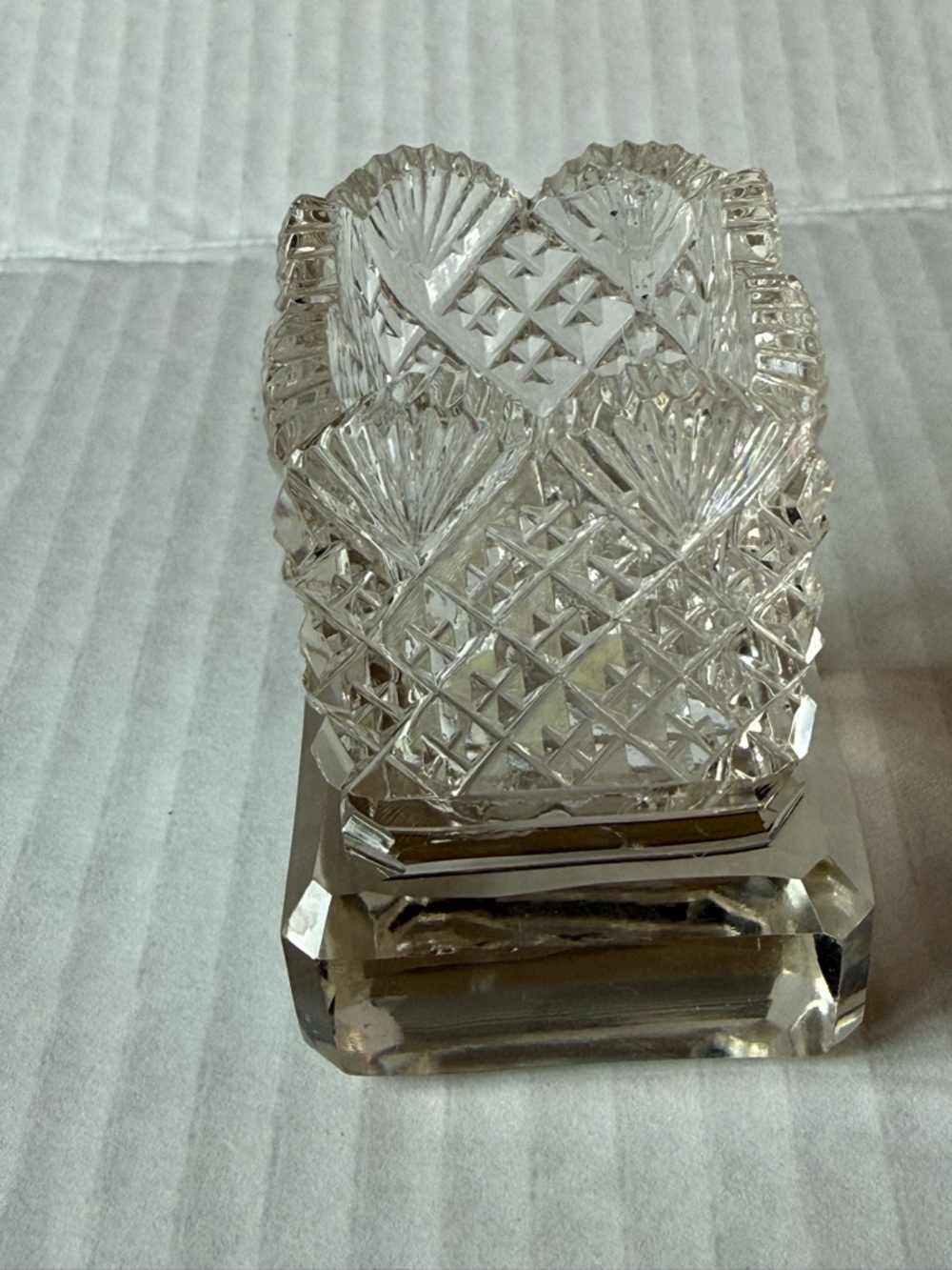 Vintage toothpick holder American brilliant cut glass shell & diamond pattern
